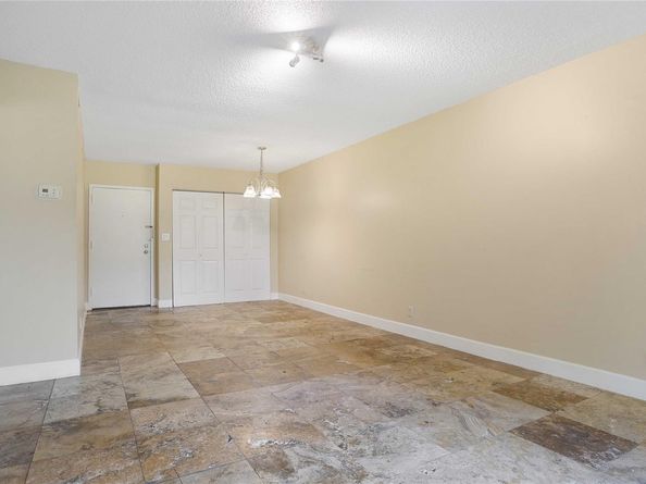 3123 Oakland Shores Dr D104, Oakland Park FL 33309