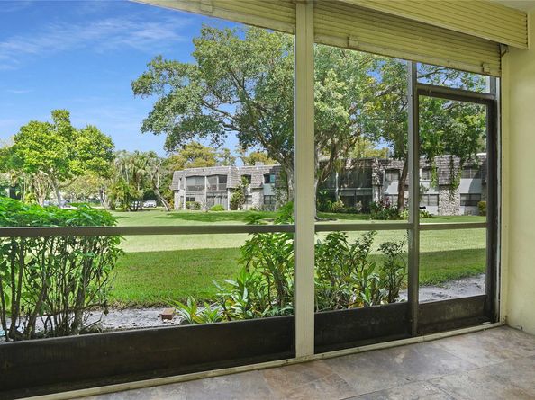 3123 Oakland Shores Dr D104, Oakland Park FL 33309