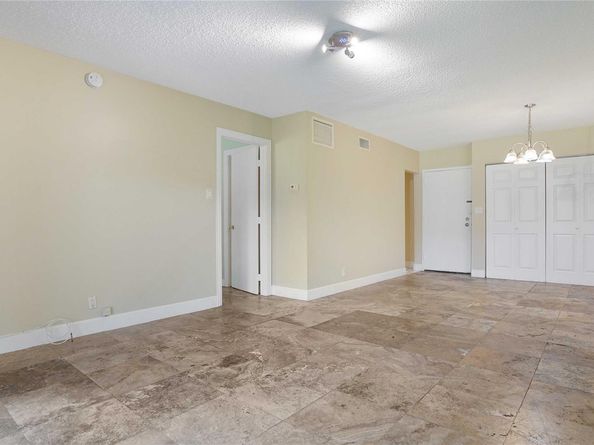 3123 Oakland Shores Dr D104, Oakland Park FL 33309