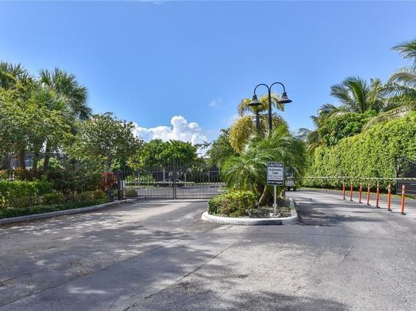 3123 Oakland Shores Dr D104, Oakland Park FL 33309