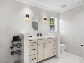 5613 Madison St, Hollywood FL 33023