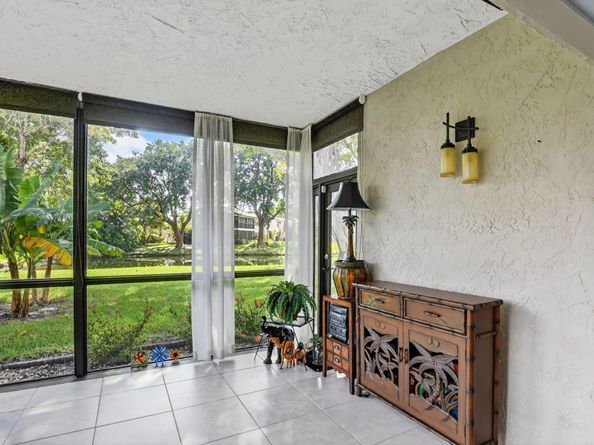 8310 Casa Del Lago 1A, Boca Raton FL 33433
