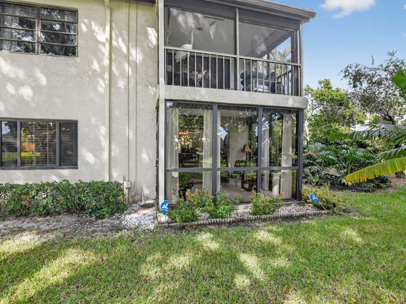 8310 Casa Del Lago 1A, Boca Raton FL 33433