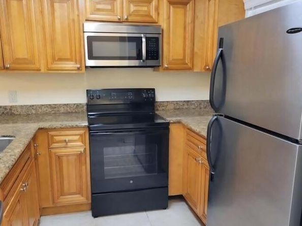 1442 E Lake Crystal Drive E E, West Palm Beach FL 33411