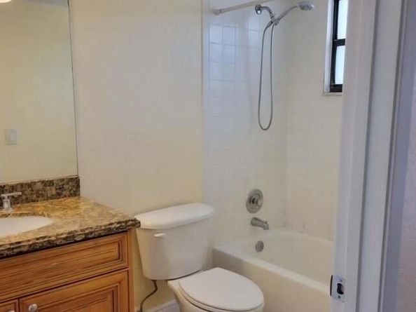 1442 E Lake Crystal Drive E E, West Palm Beach FL 33411