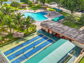 4000 NW 44th Avenue 301, Lauderdale Lakes FL 33319