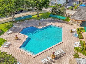 4000 NW 44th Avenue 301, Lauderdale Lakes FL 33319