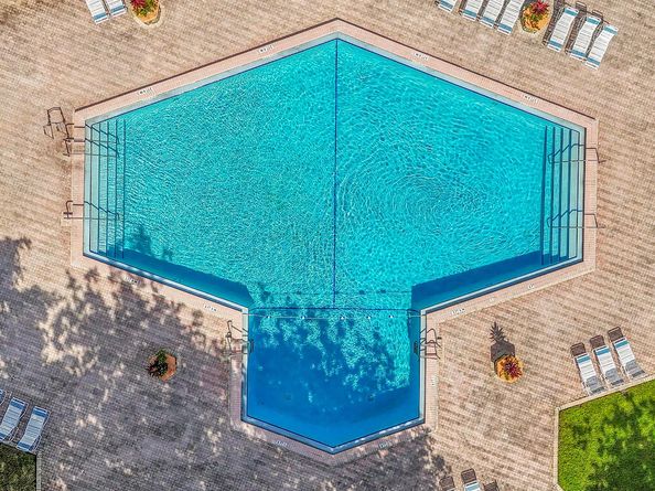 4000 NW 44th Avenue 301, Lauderdale Lakes FL 33319