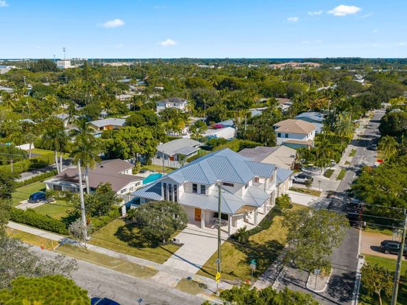 1701 N Swinton Avenue, Delray Beach FL 33444