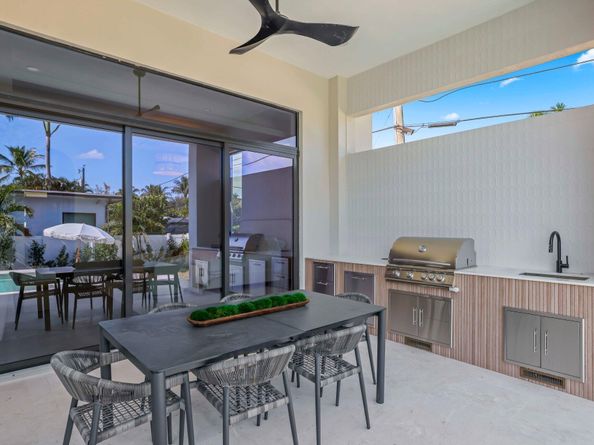 1701 N Swinton Avenue, Delray Beach FL 33444