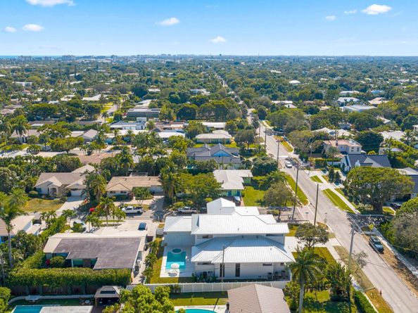 1701 N Swinton Avenue, Delray Beach FL 33444