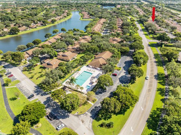 8273 Springtree Road, Boca Raton FL 33496