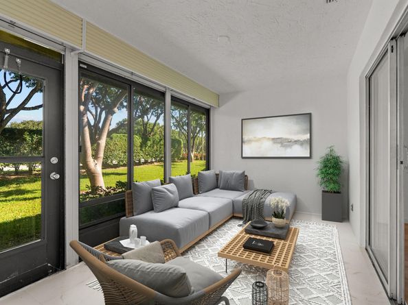 8273 Springtree Road, Boca Raton FL 33496