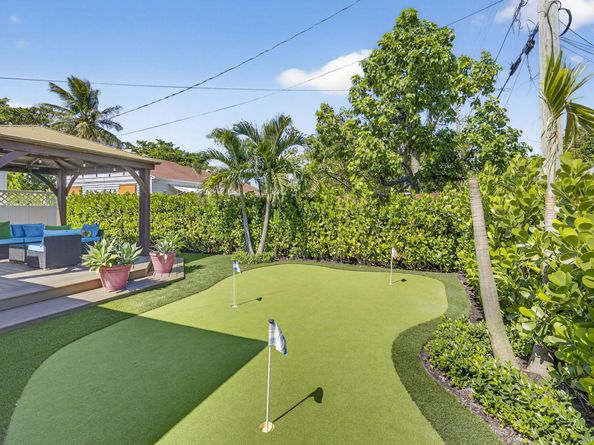 6916 Garden Avenue, West Palm Beach FL 33405