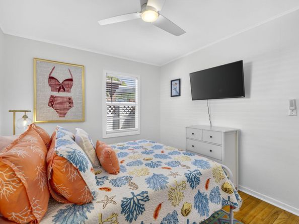 6916 Garden Avenue, West Palm Beach FL 33405