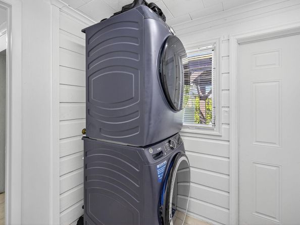 6916 Garden Avenue, West Palm Beach FL 33405