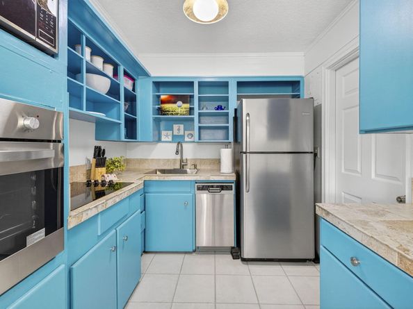 6916 Garden Avenue, West Palm Beach FL 33405