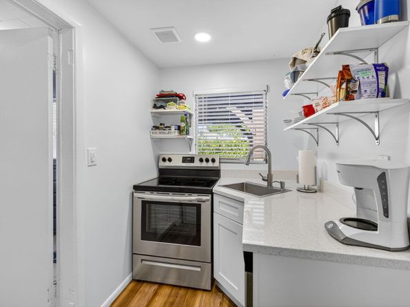 6916 Garden Avenue, West Palm Beach FL 33405