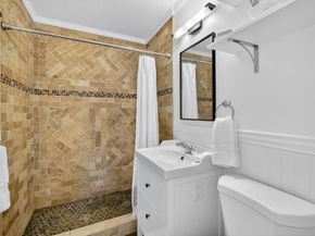 6916 Garden Avenue, West Palm Beach FL 33405