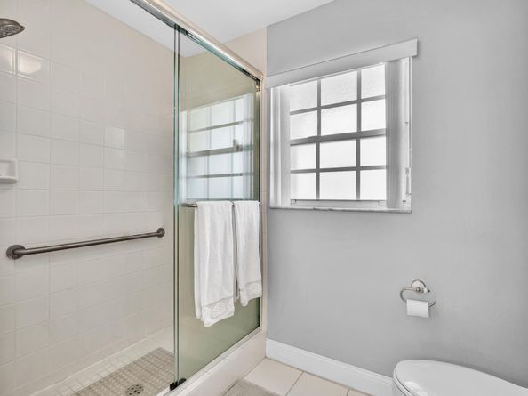 9714 S Malvern Dr 9714, Tamarac FL 33321