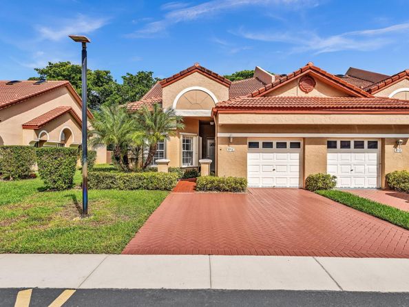 9714 S Malvern Dr 9714, Tamarac FL 33321