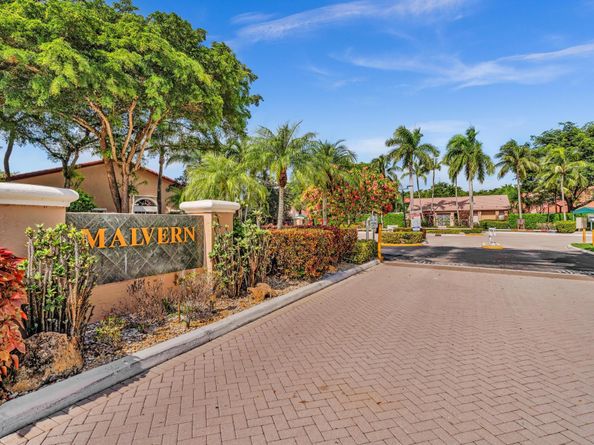 9714 S Malvern Dr 9714, Tamarac FL 33321