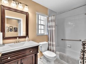 9714 S Malvern Dr 9714, Tamarac FL 33321