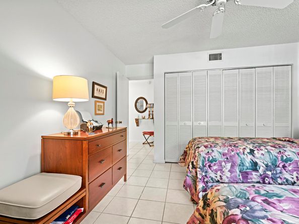 5153 Oak Hill Lane 512, Delray Beach FL 33484
