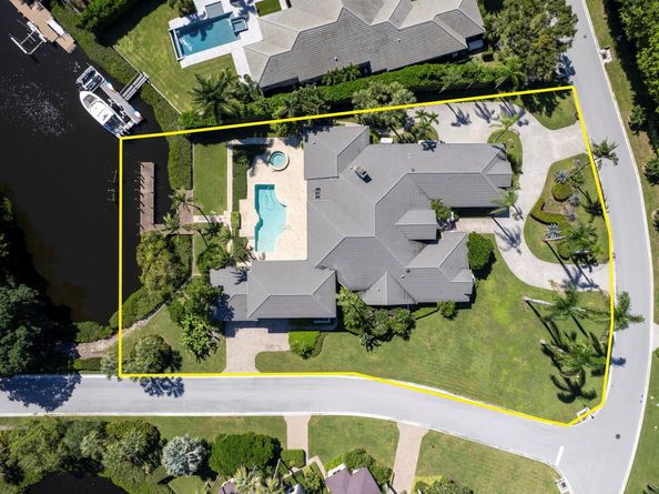 2980 Le Bateau Drive, Palm Beach Gardens FL 33410