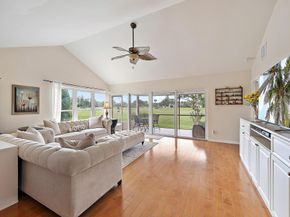 6642 S Pine Court, Palm Beach Gardens FL 33418