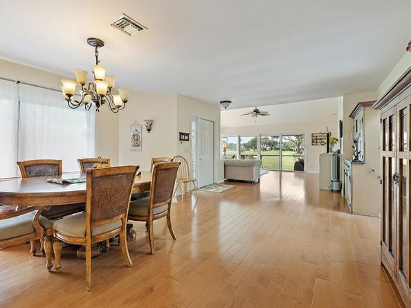 6642 S Pine Court, Palm Beach Gardens FL 33418