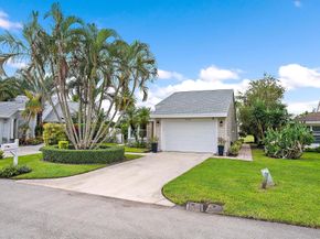 6642 S Pine Court, Palm Beach Gardens FL 33418