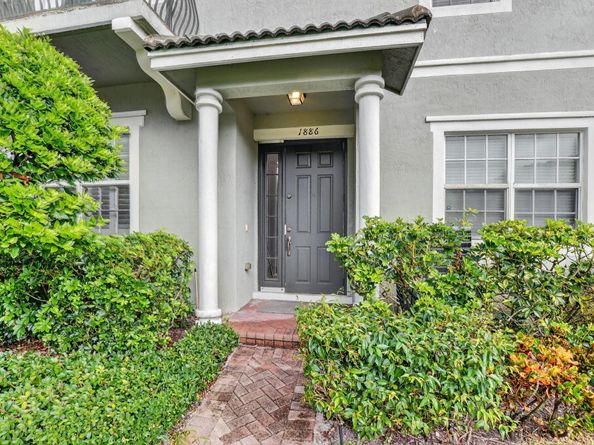 1886 NW 9th Street, Boca Raton FL 33486