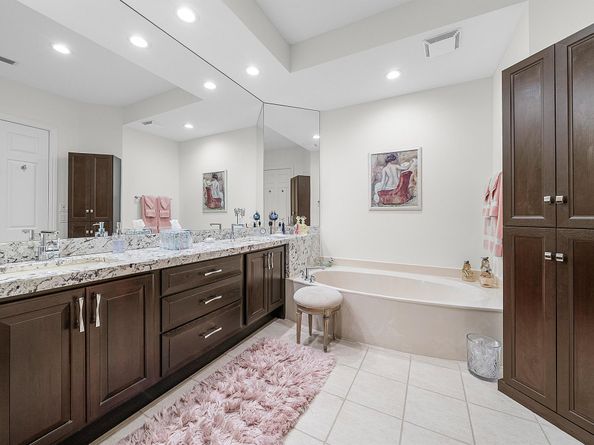 114 Palm Point Circle C, Palm Beach Gardens FL 33418