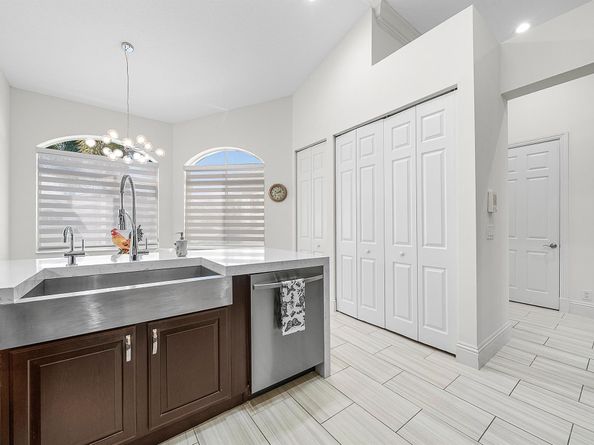 114 Palm Point Circle C, Palm Beach Gardens FL 33418