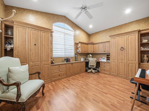 114 Palm Point Circle C, Palm Beach Gardens FL 33418