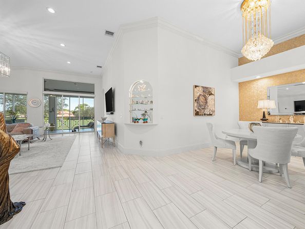 114 Palm Point Circle C, Palm Beach Gardens FL 33418