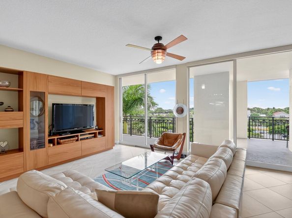 550 Okeechobee Boulevard 423, West Palm Beach FL 33401
