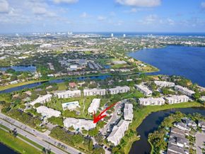 3650 Whitehall Drive 202, West Palm Beach FL 33401
