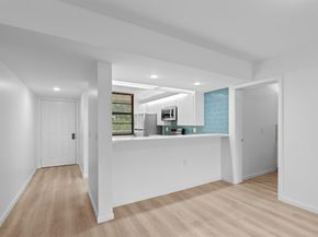 3650 Whitehall Drive 202, West Palm Beach FL 33401