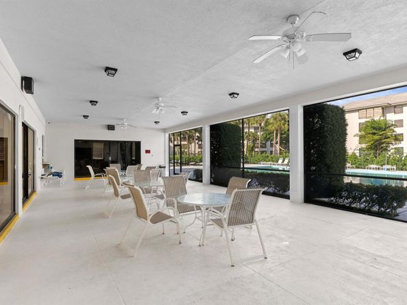 3650 Whitehall Drive 202, West Palm Beach FL 33401