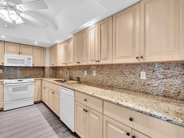 3200 Port Royale Dr N 1502, Fort Lauderdale FL 33308