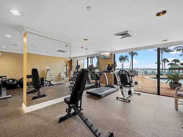 5200 N Flagler Drive 705, West Palm Beach FL 33407