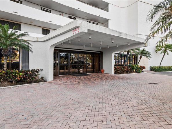 5200 N Flagler Drive 705, West Palm Beach FL 33407