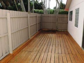 3 Eaton Place, Boynton Beach FL 33426