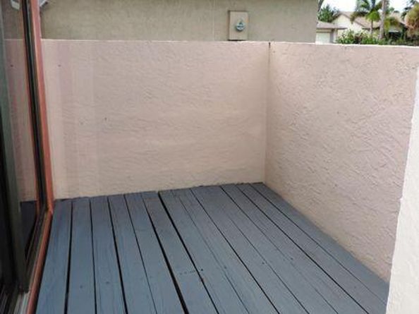 3 Eaton Place, Boynton Beach FL 33426