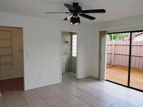 3 Eaton Place, Boynton Beach FL 33426