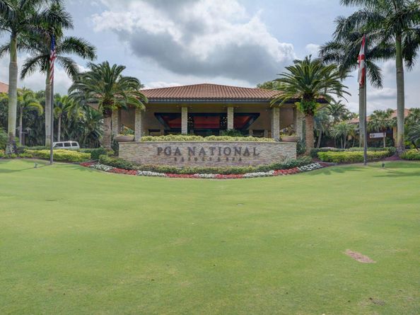 908 Club Drive 908, Palm Beach Gardens FL 33418