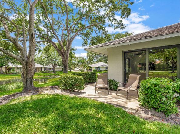 908 Club Drive 908, Palm Beach Gardens FL 33418