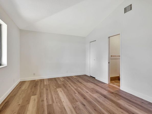 908 Club Drive 908, Palm Beach Gardens FL 33418